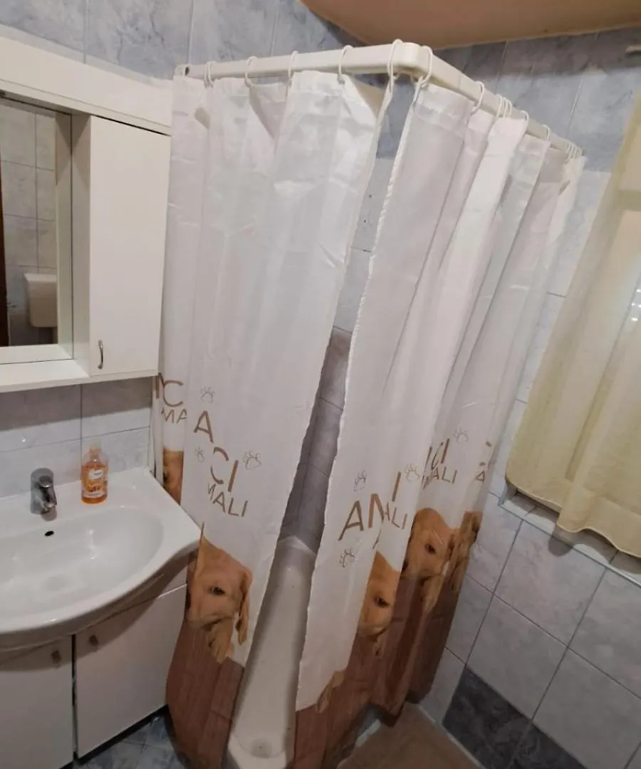 פריבלאקה Apartman Kraj Mora Kelly דירה
